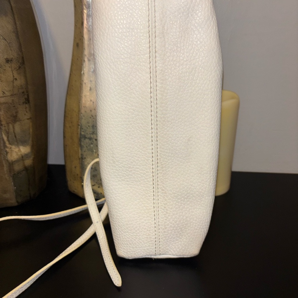 Burberry White Crossbody Bag - Picture 8 of 8